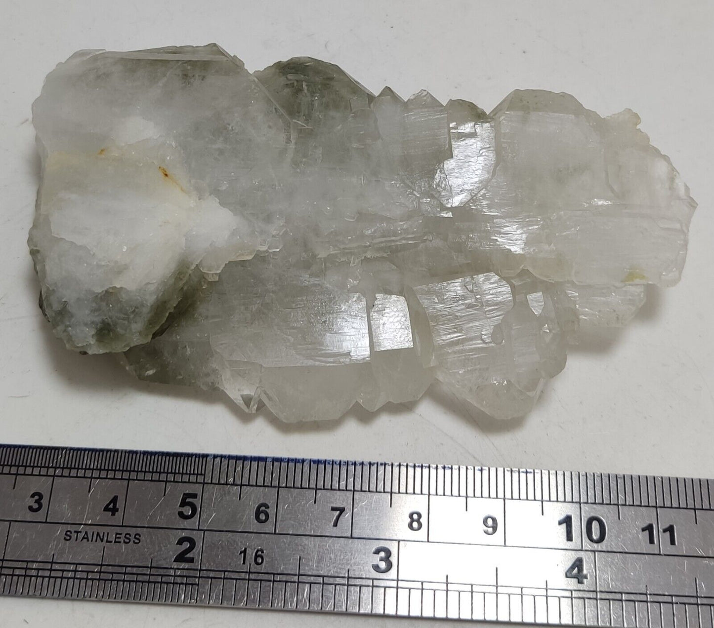 An Aesthetic Natural terminated quartz with Chlorite inclusions 108 grams