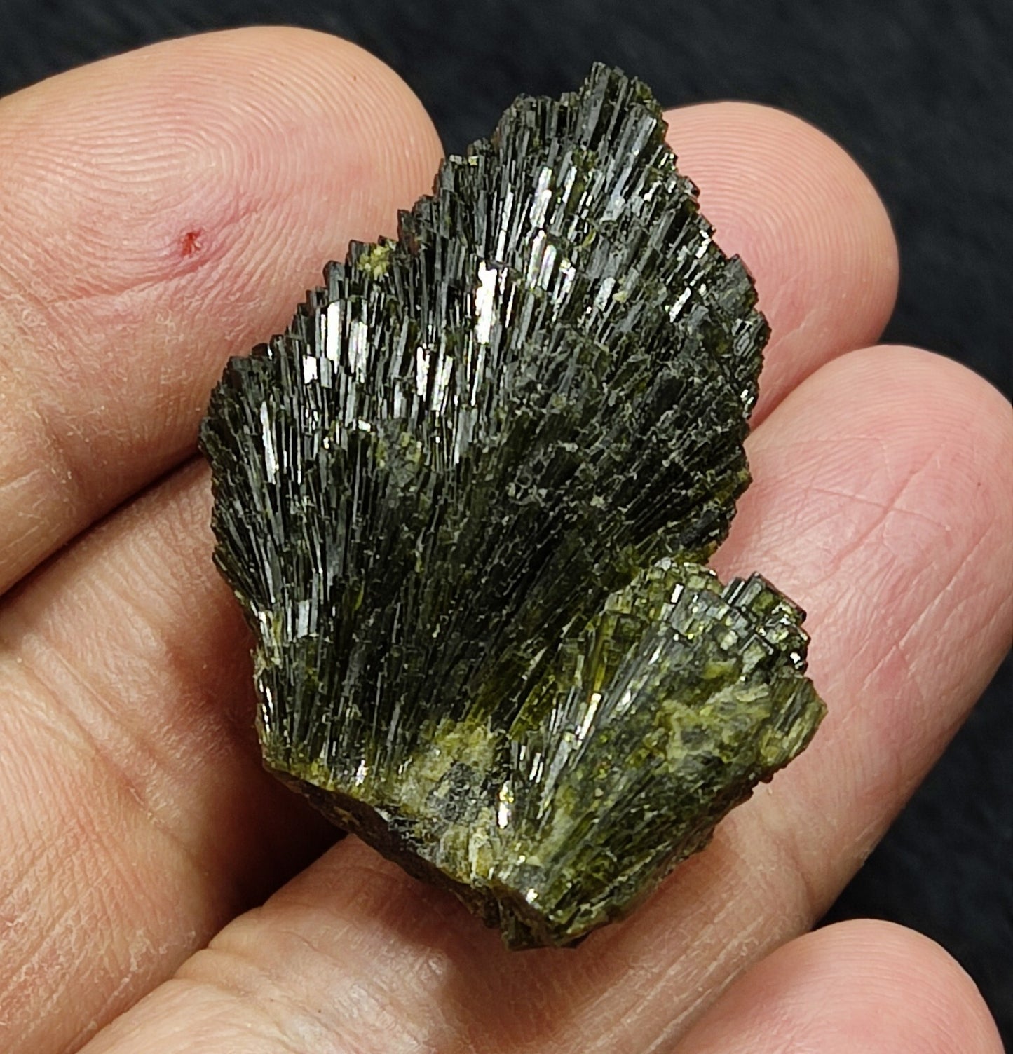 Single natural Epidote Crystal spray formations 20 grams