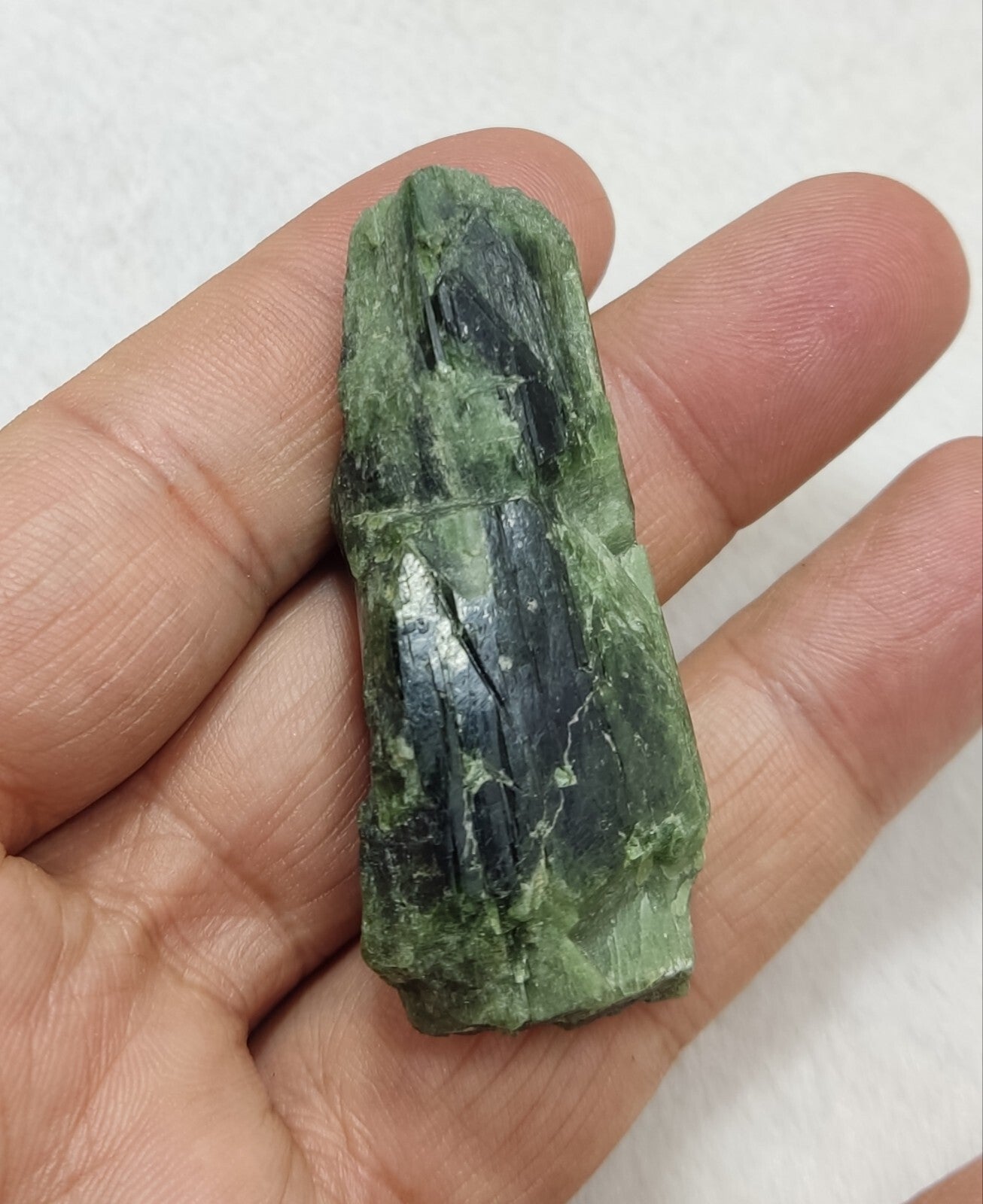 An amazing specimen of diopside crystal 44 grams