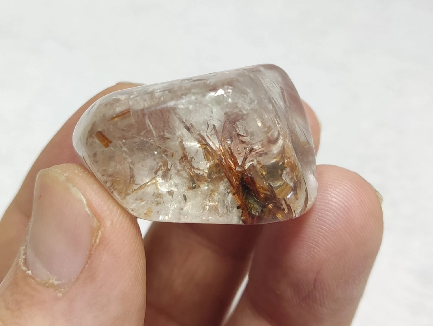 Rutiles quartz polished tumble 140 carats