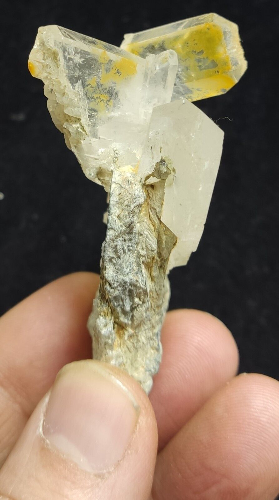 An Aesthetic Natural beautifully terminated Quartz specimen 57 grams