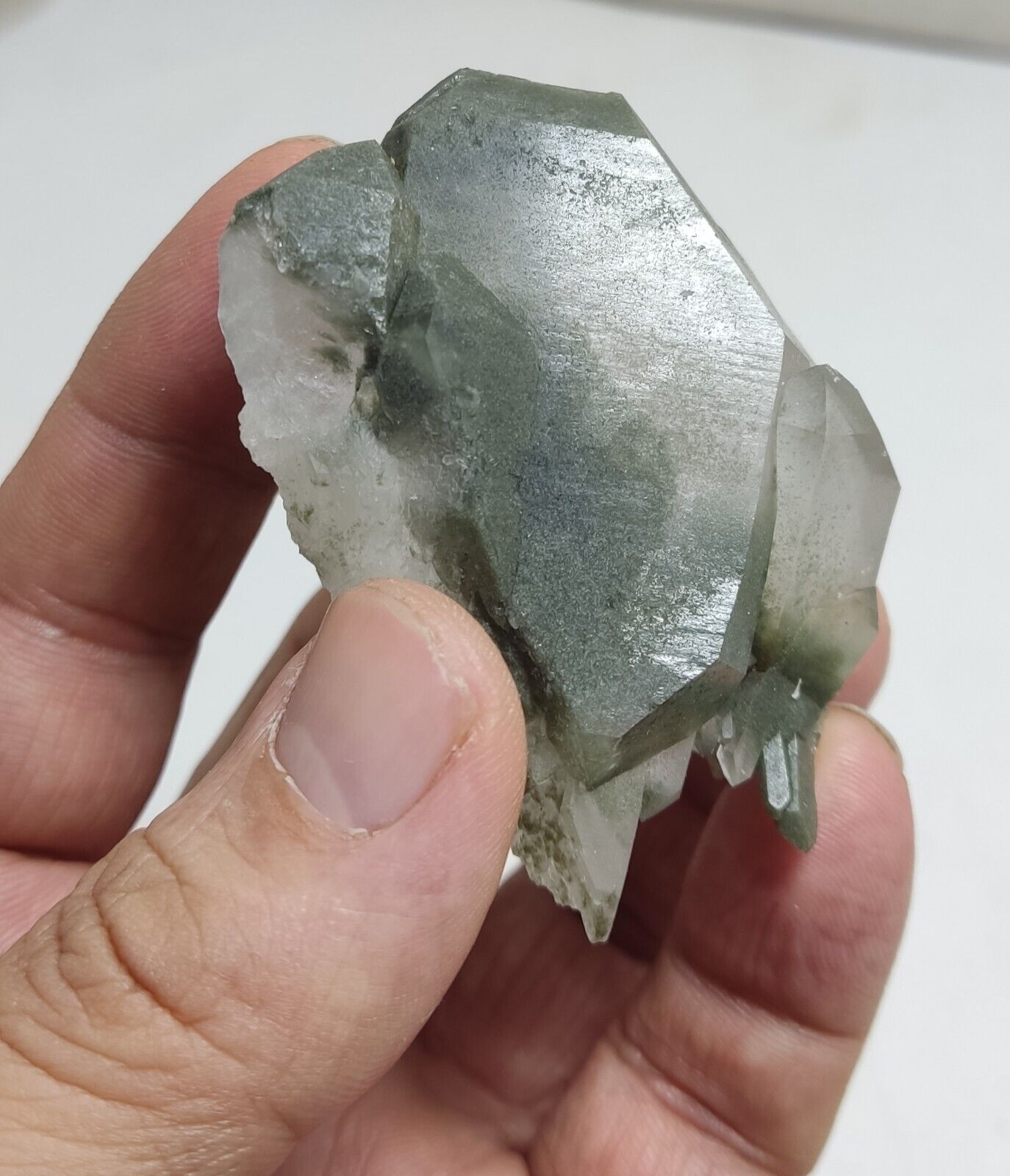 A very Aesthetic Natural beautifully terminated Chlorite Quartz crystal 88 grams