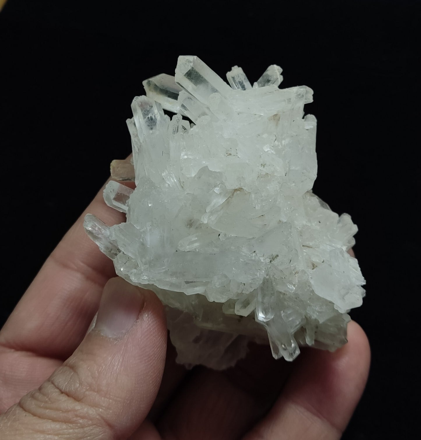 An Aesthetic terminated Quartz cluster 174 grams