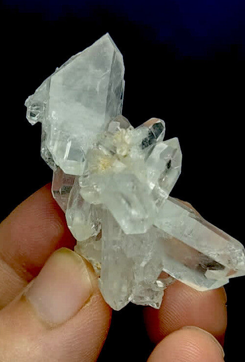 Feden Quartz Crystal 25 Grams