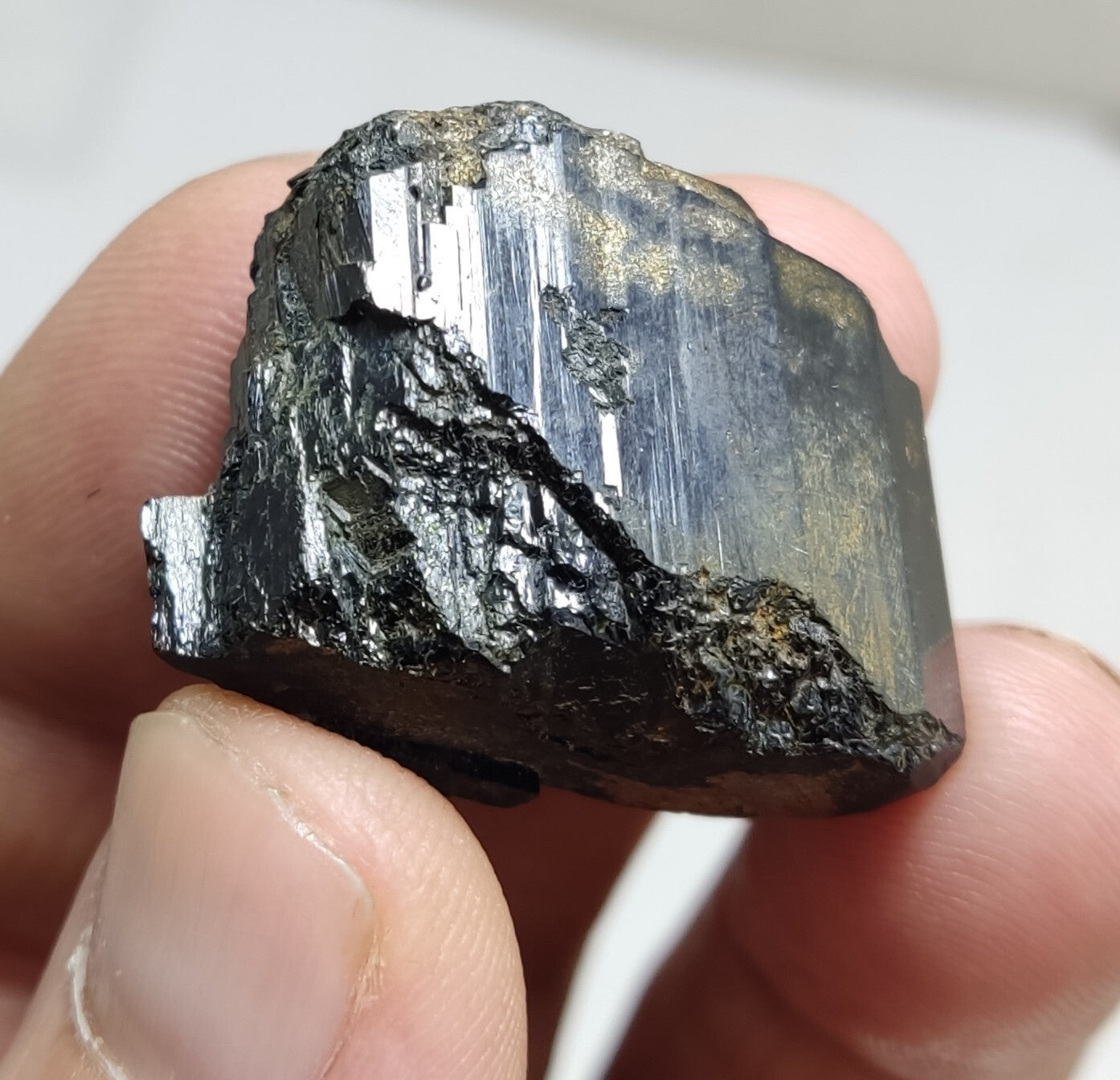 An aesthetic specimen of terminated aegirine crystal 19 grams