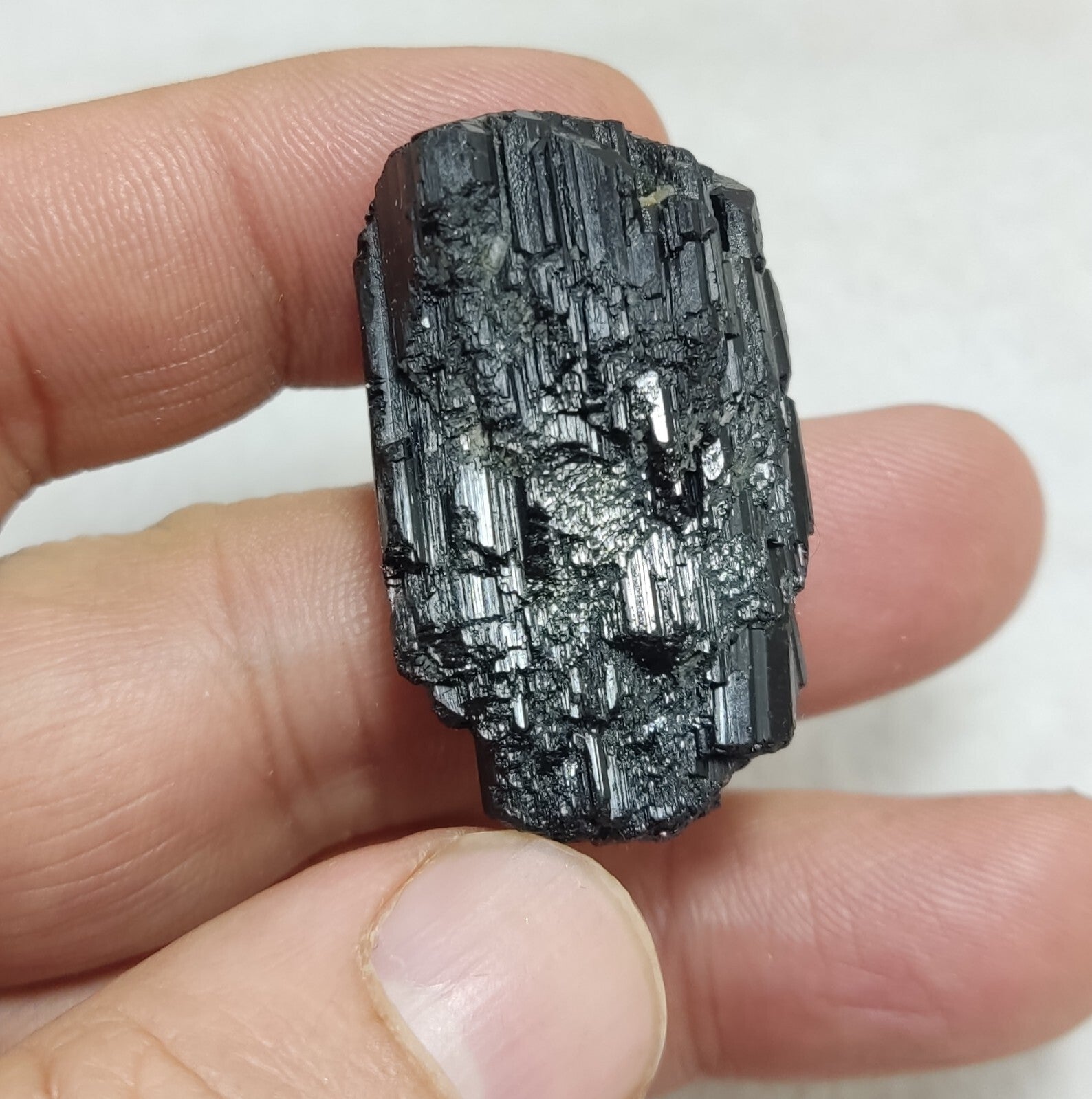 An amazing specimen of terminated black tourmaline 24 grams