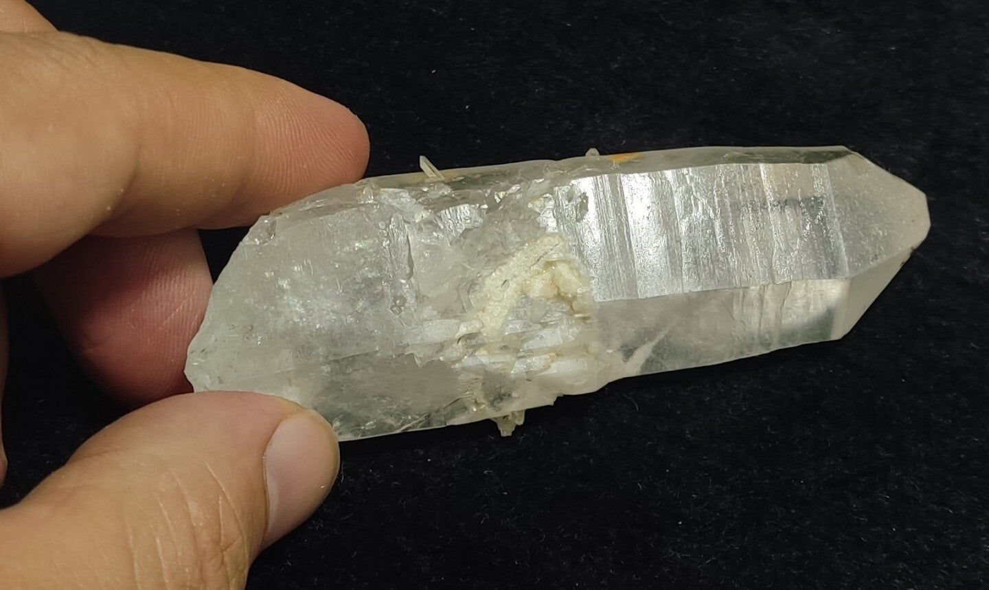 Aesthetic terminated specimen of Quartz crystal with Rutiles Inclusions 84 grams