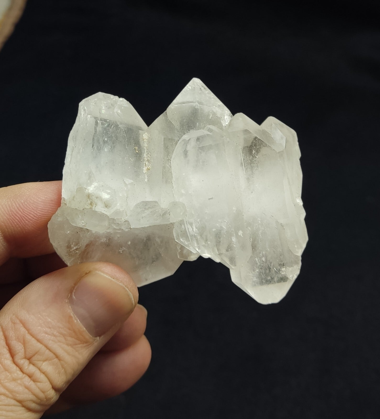 An Aesthetic terminated specimen of faden Quartz cluster 87 grams