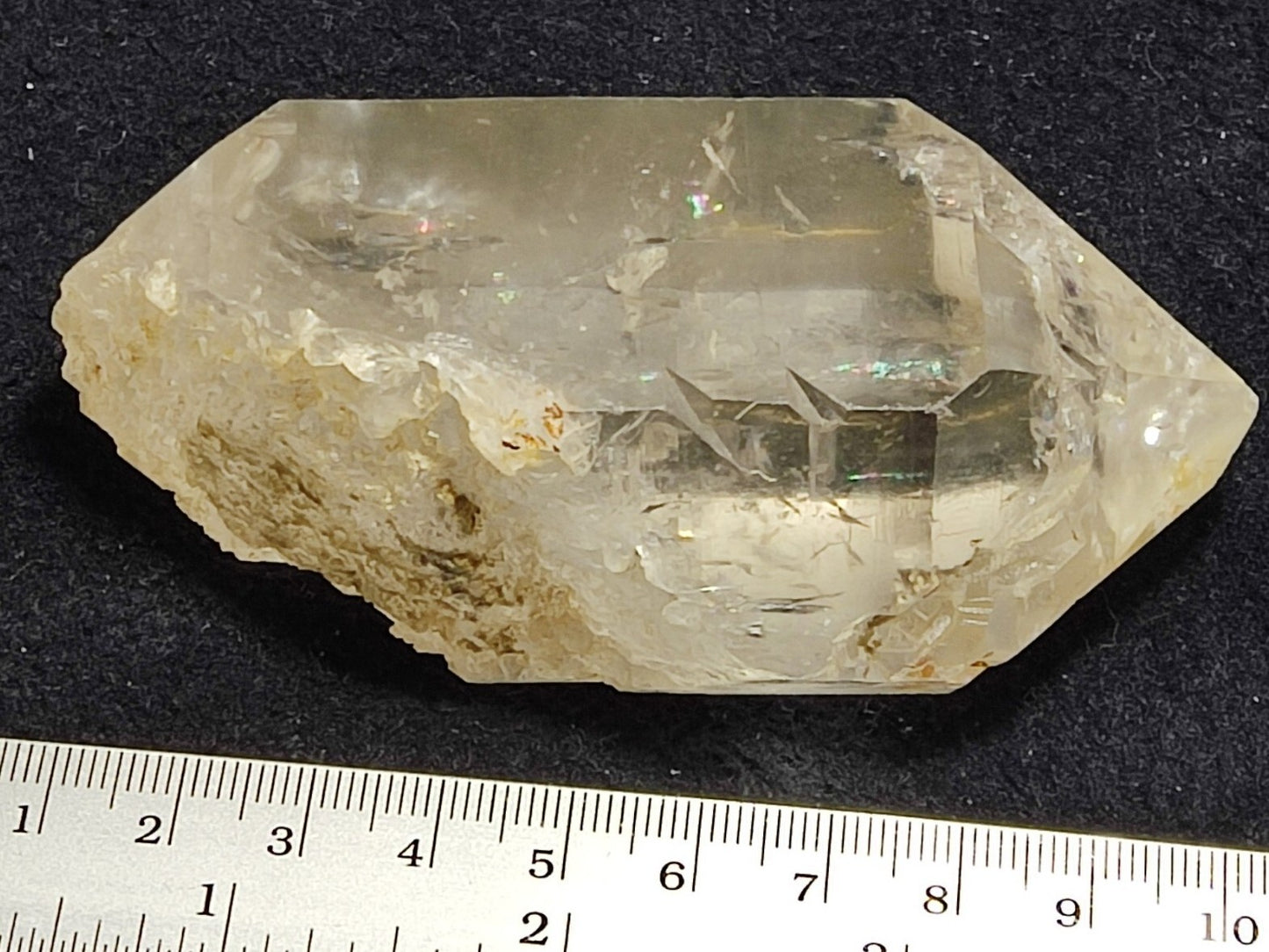 An Aesthetic terminated specimen of Quartz crystal 246 grams