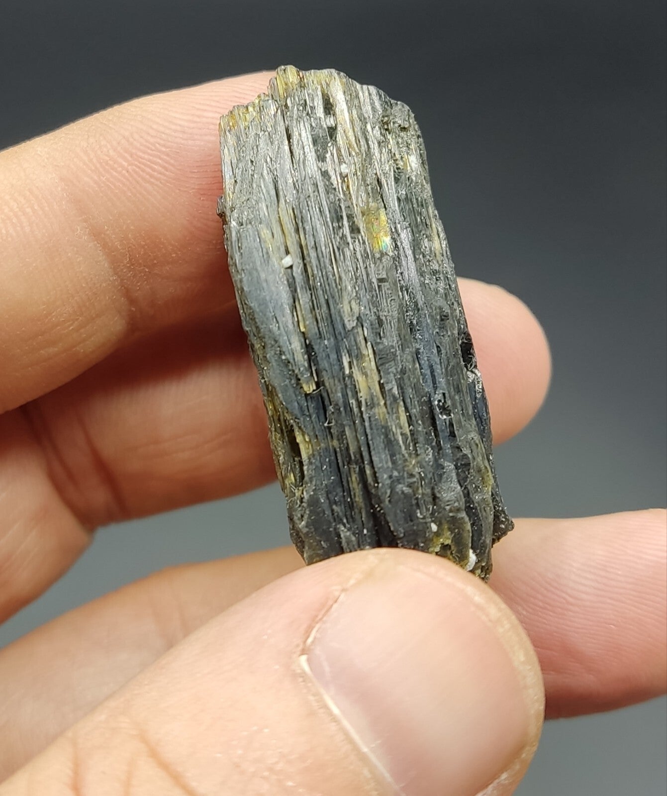 An aesthetic specimen of epidote crystal 28.5 grams