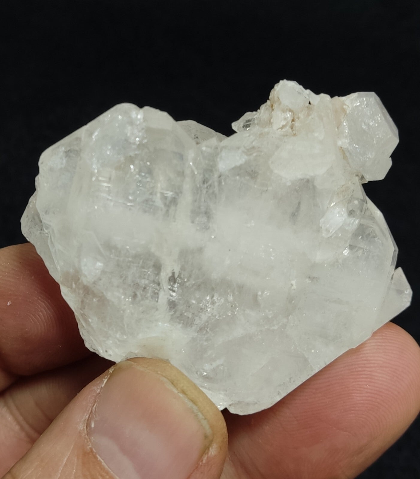 An Aesthetic Natural beautifully terminated faden Quartz crystal 42 grams