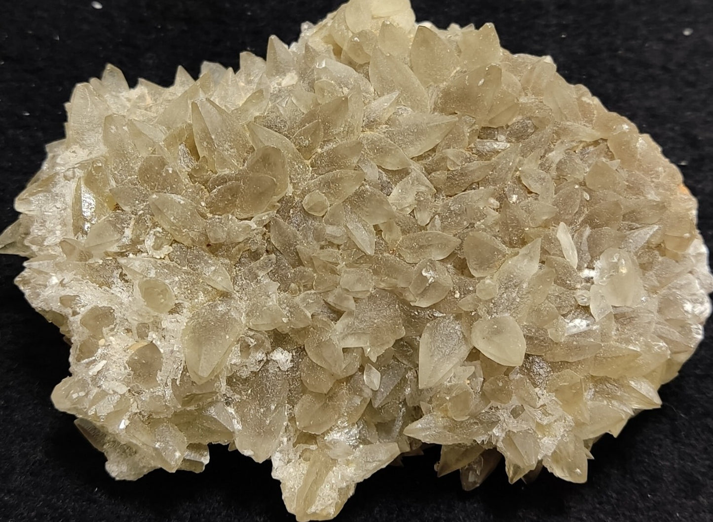 An Aesthetic Naturally terminated specimen of dogtooth calcite with fluorite 199 grams