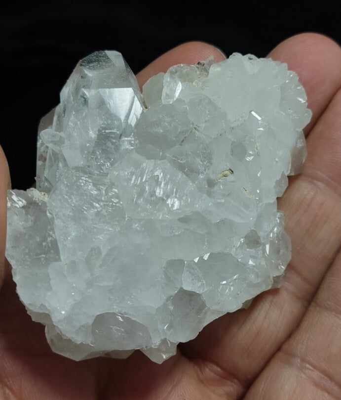 Clear Quartz Cluster 91 grams