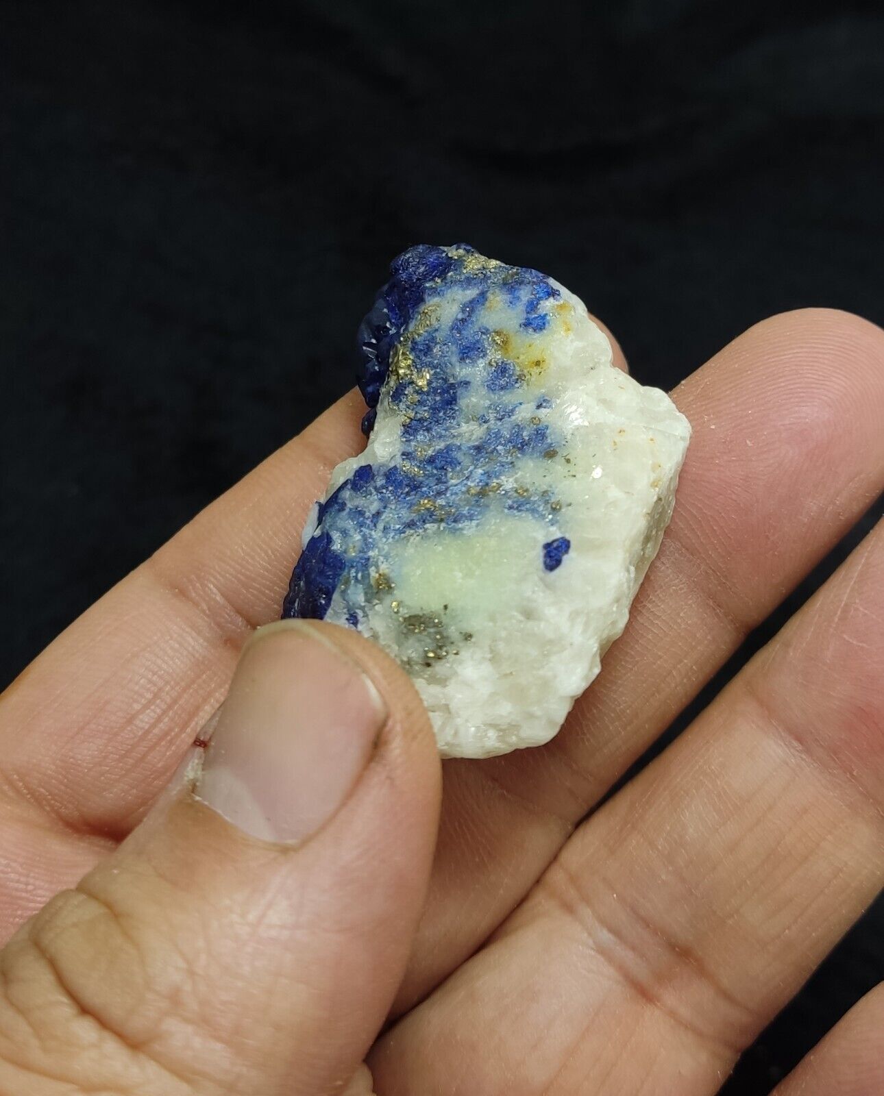 An Aesthetic specimen of fluorescent Lazurite/afghanite with Pyrite 26 grams