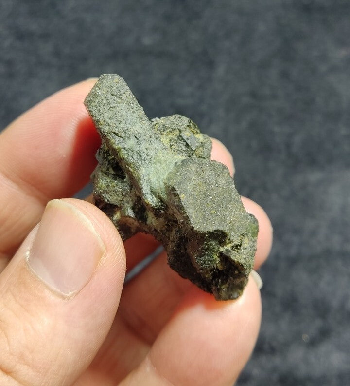 Dark Green Lusterous Epidote Crystal 44 grams