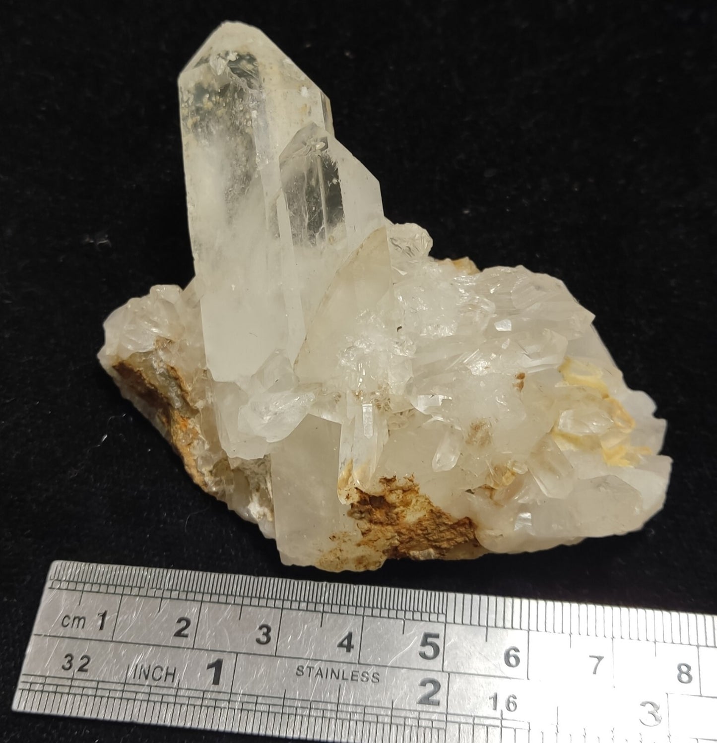 An Aesthetic Natural beautifully terminated Quartz cluster on matrix 121 grams