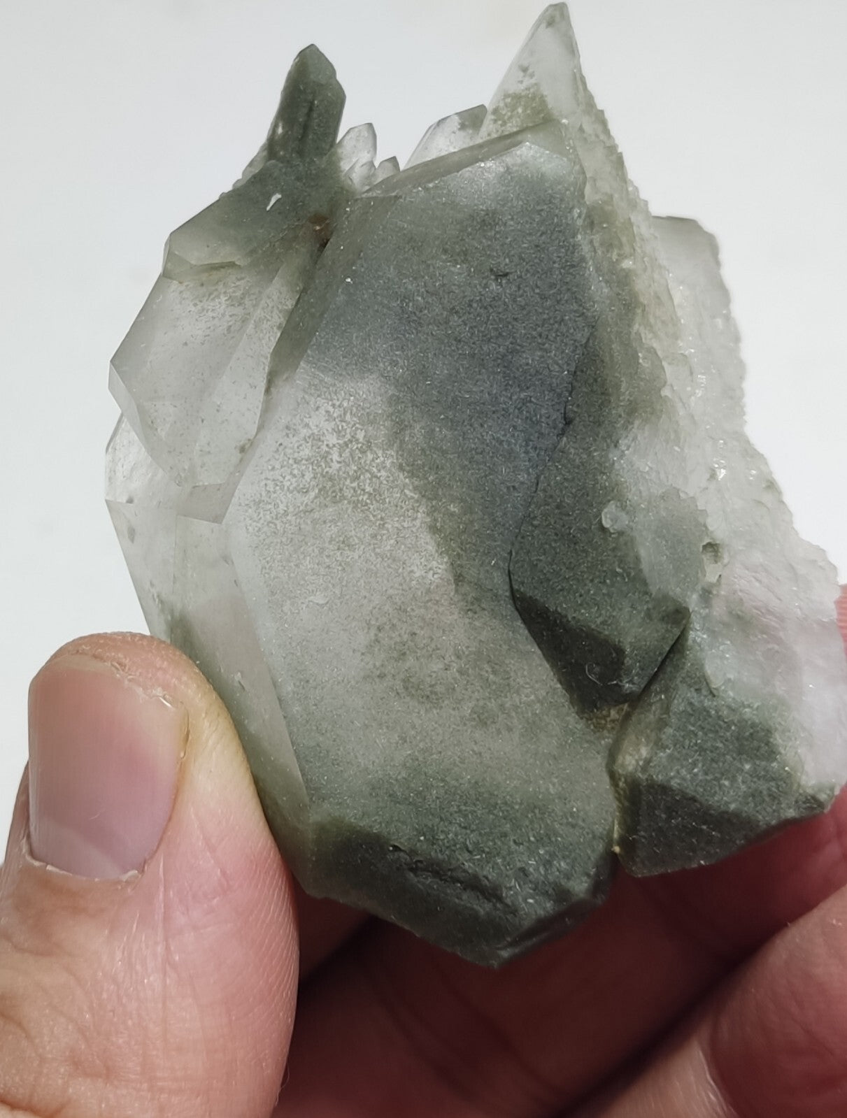 A very Aesthetic Natural beautifully terminated Chlorite Quartz crystal 88 grams