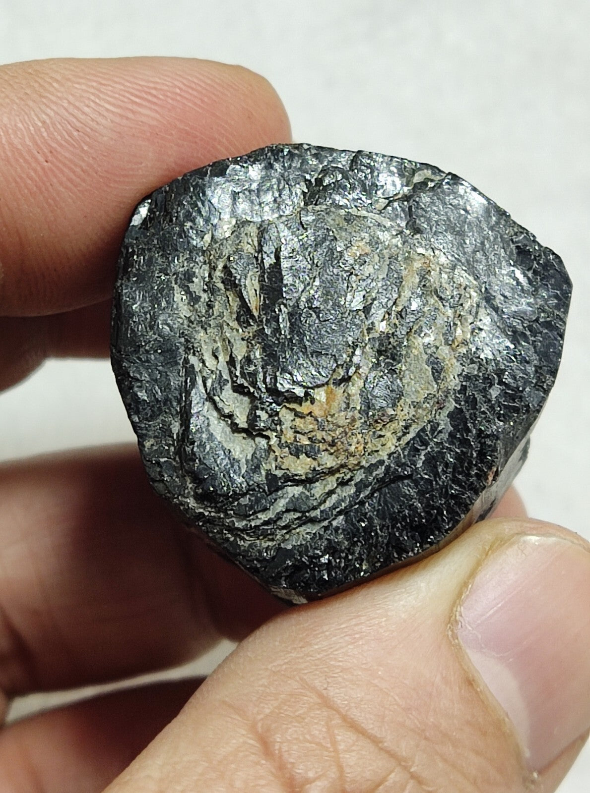 An amazing specimen of terminated black tourmaline 62 grams