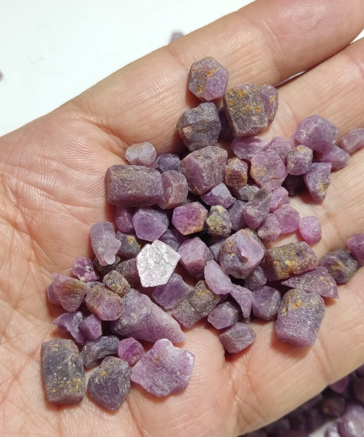 200 grams Natural Ruby Crystals And Rough
