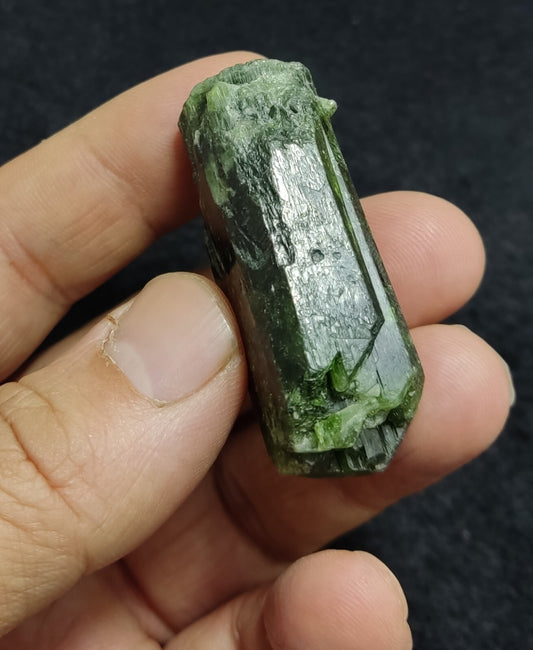 An amazing specimen of diopside crystal 48 grams