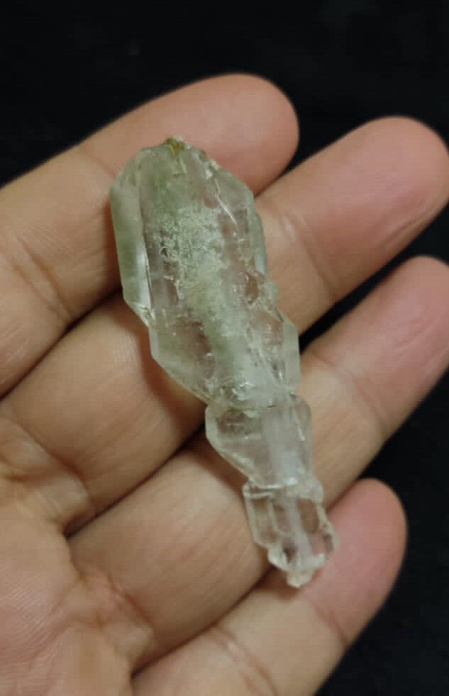 Fully Terminated Faden  Quartz with Chloride  Inclusions 12 Grams.