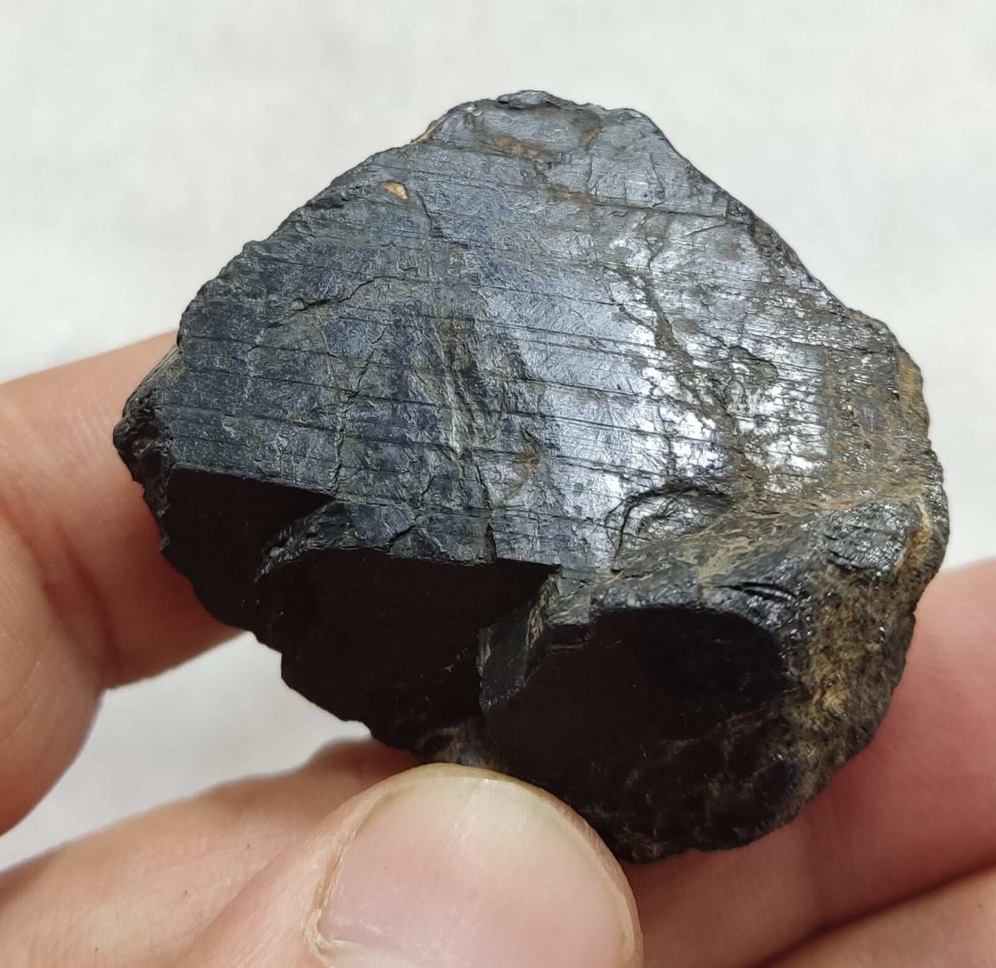 An Aesthetic specimen of hematite crystal 83 grams