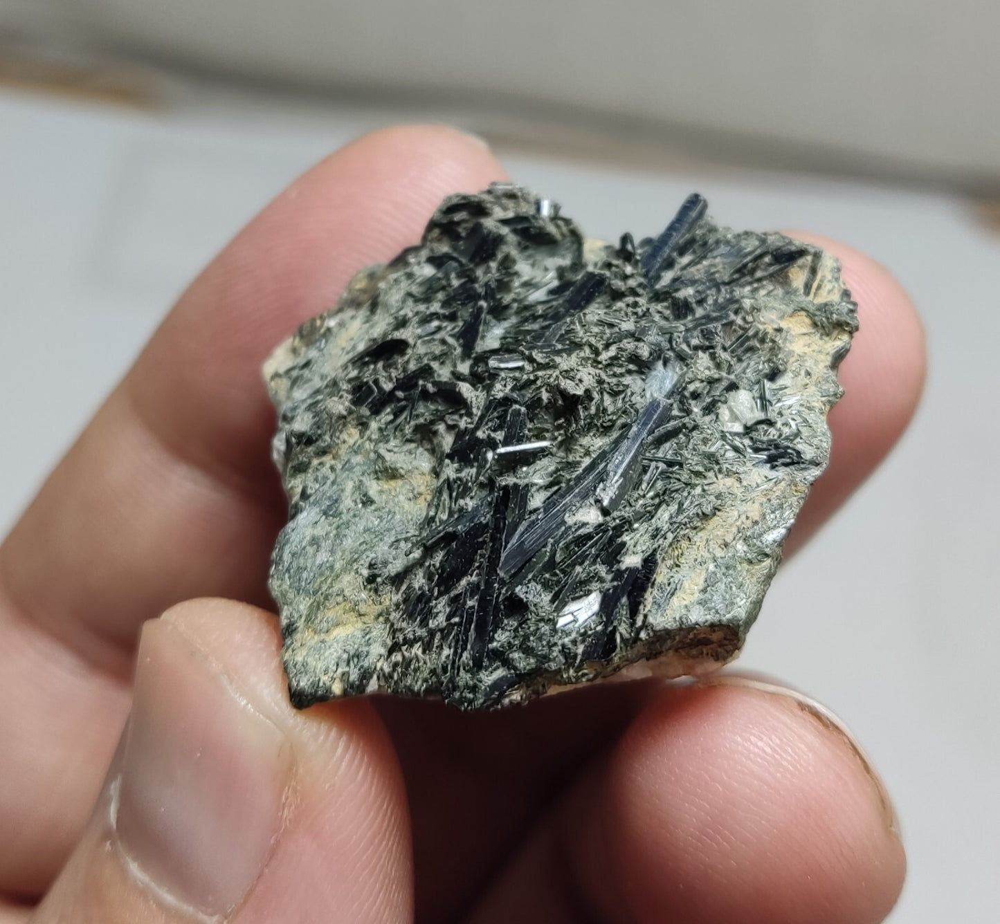 An aesthetic specimen of terminated aegirine crystals on matrix 26 grams