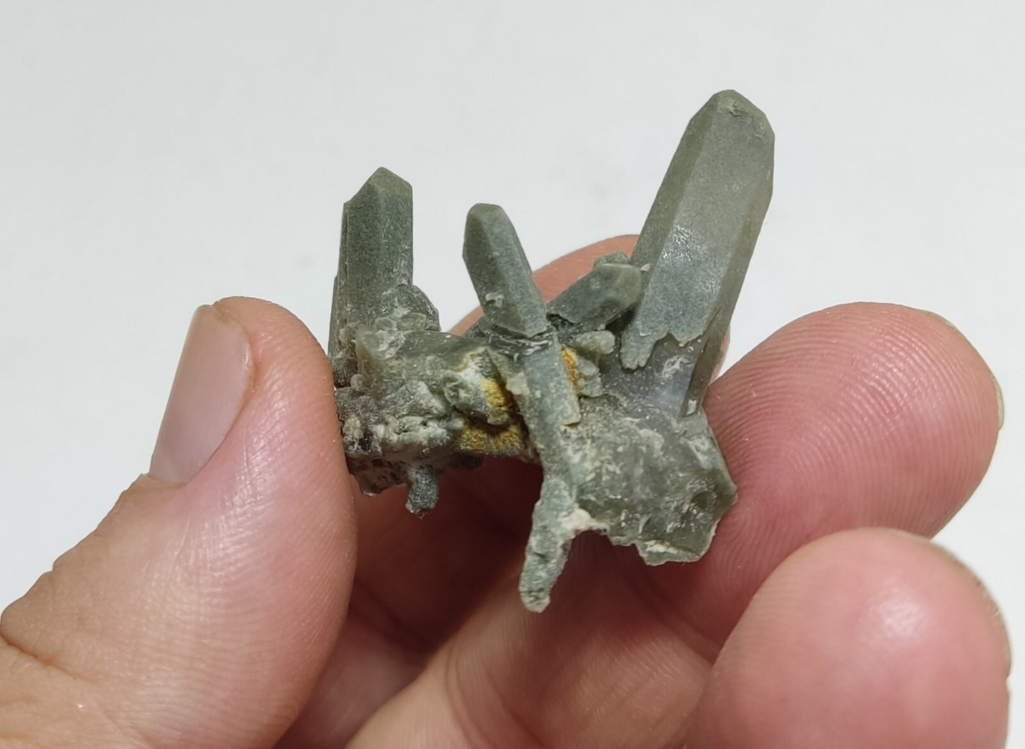 An Aesthetic terminated chlorite Quartz cluster 14 grams