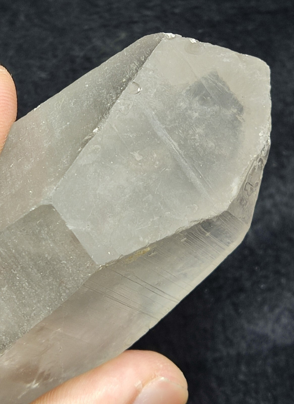 An Aesthetic terminated specimen of Quartz crystal 463 grams