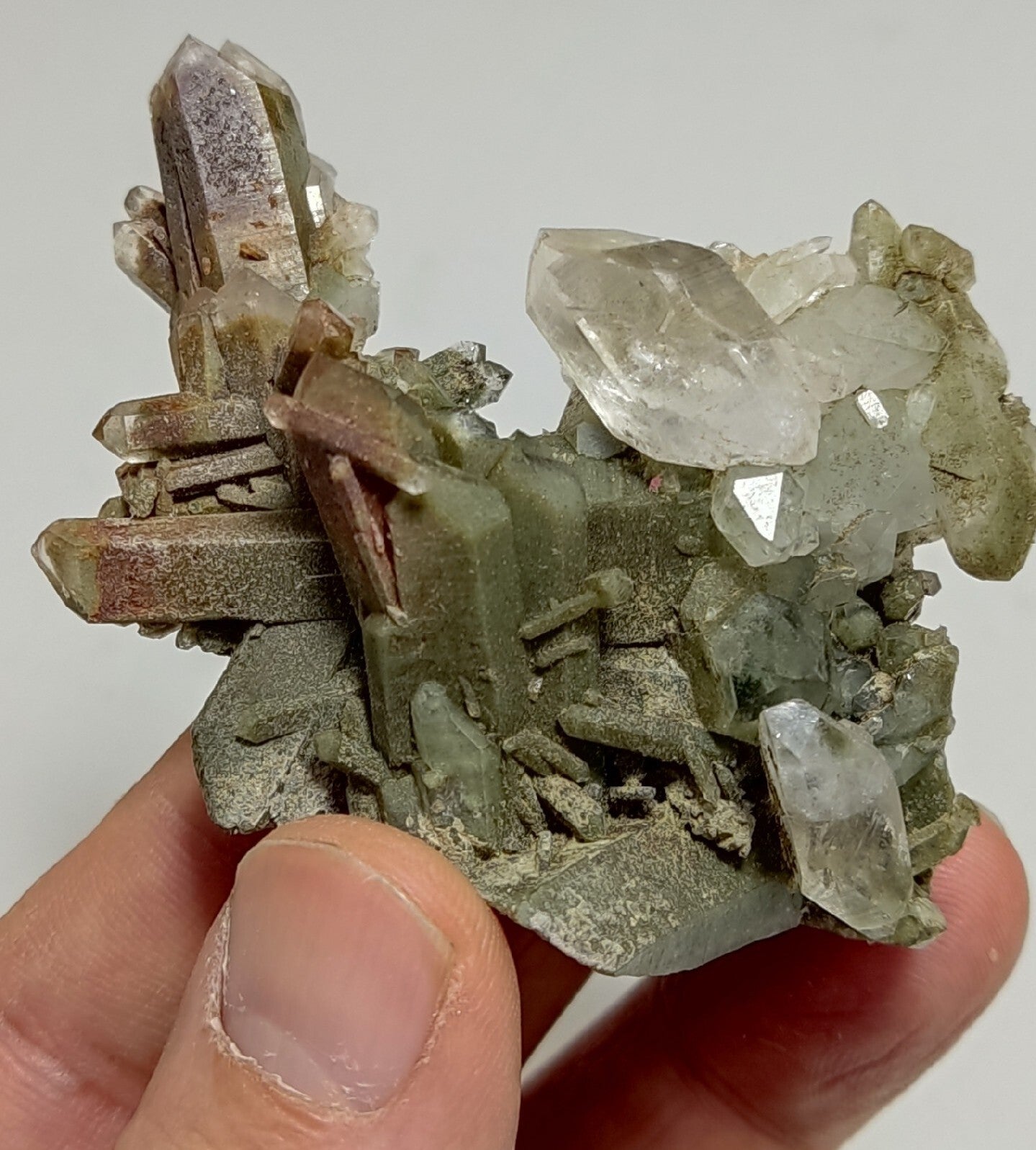 Chlorite Quartz cluster with iron inclusions 79 grams