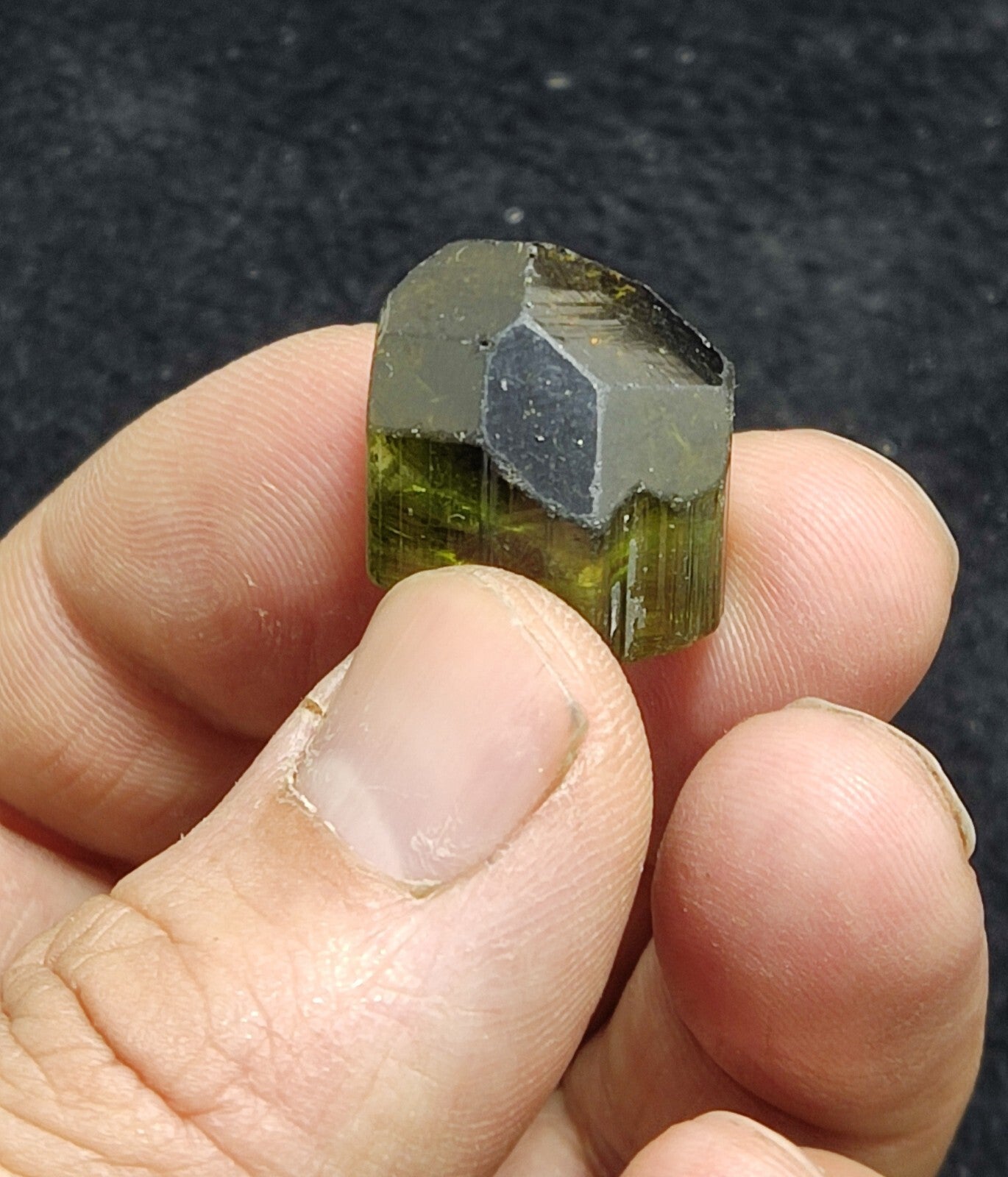 Single amazing green color terminated Tourmaline crystal 9 grams