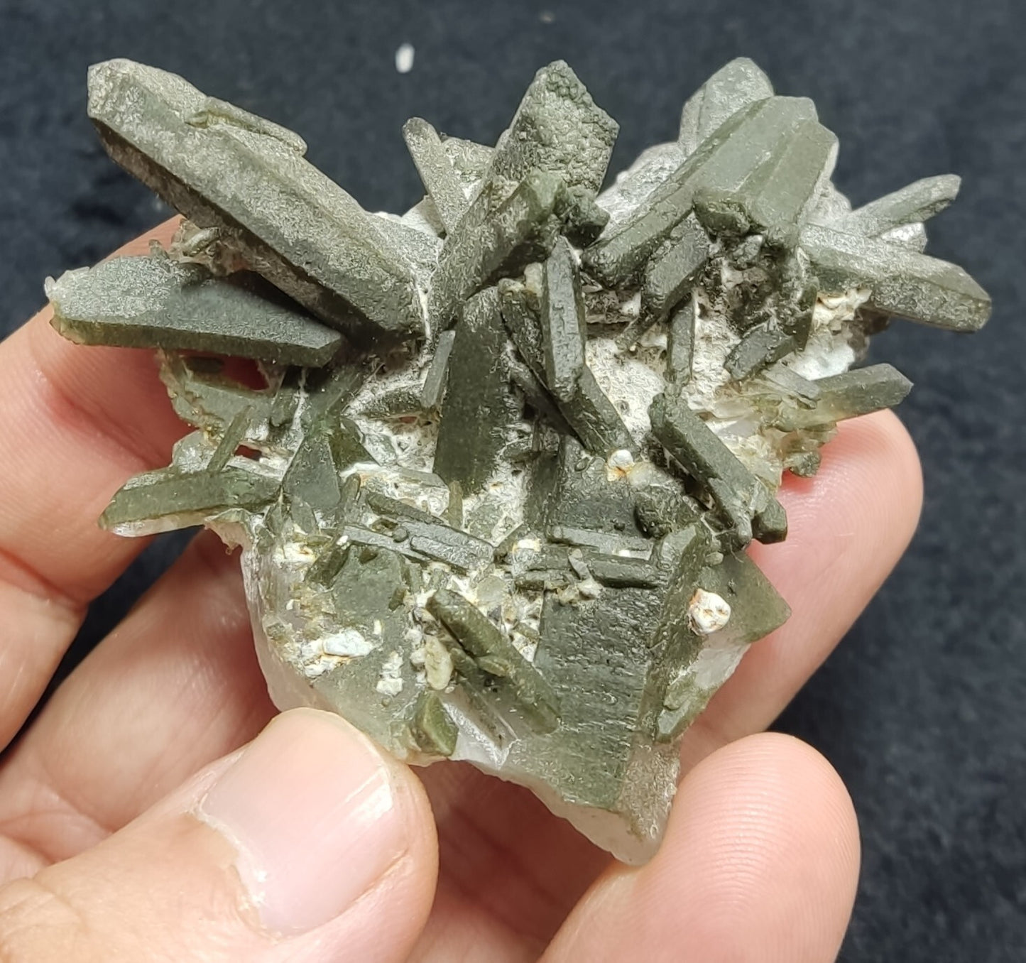 An Aesthetic Natural beautifully terminated Chlorite Quartz cluster 65 grams