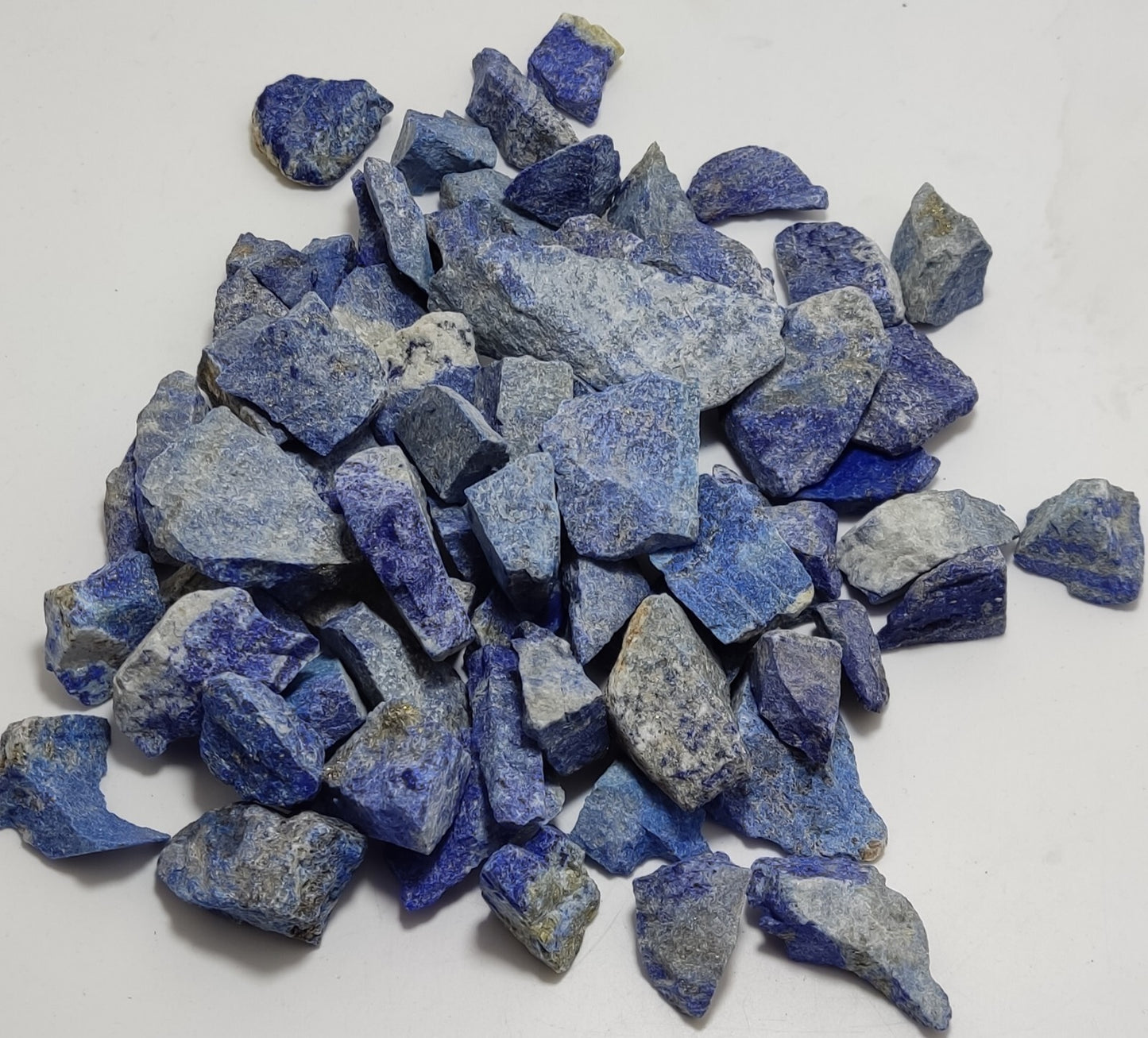 750 grams Natural Rough lapis lazuli