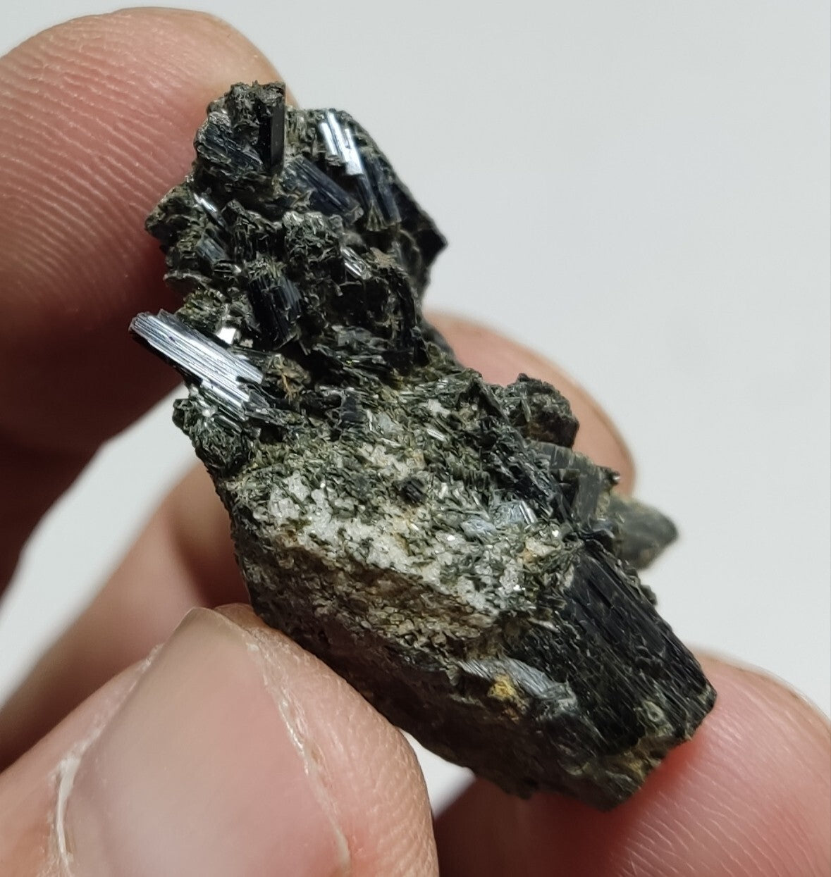 An aesthetic specimen of terminated aegirine crystal cluster 12 grams