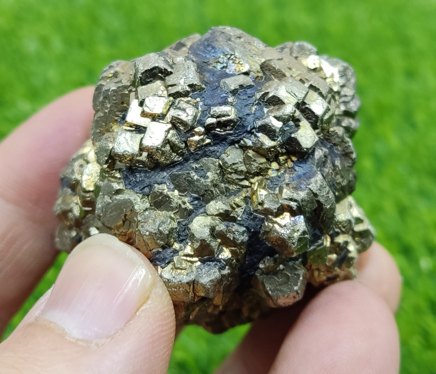 201 grams amazing specimen of pyrite/marcasite 201 grams