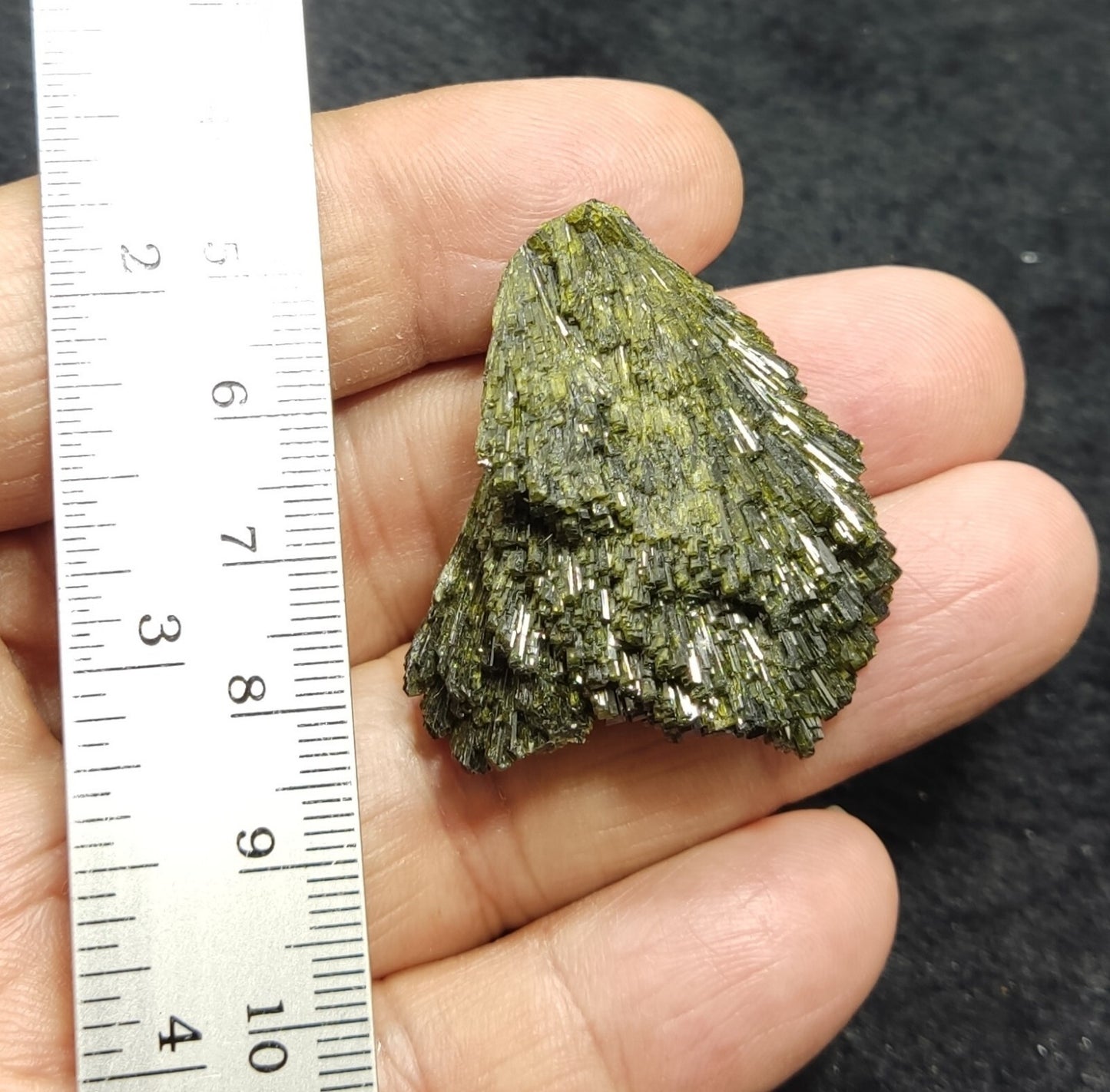 Single natural Epidote Crystal spray formations 22 grams