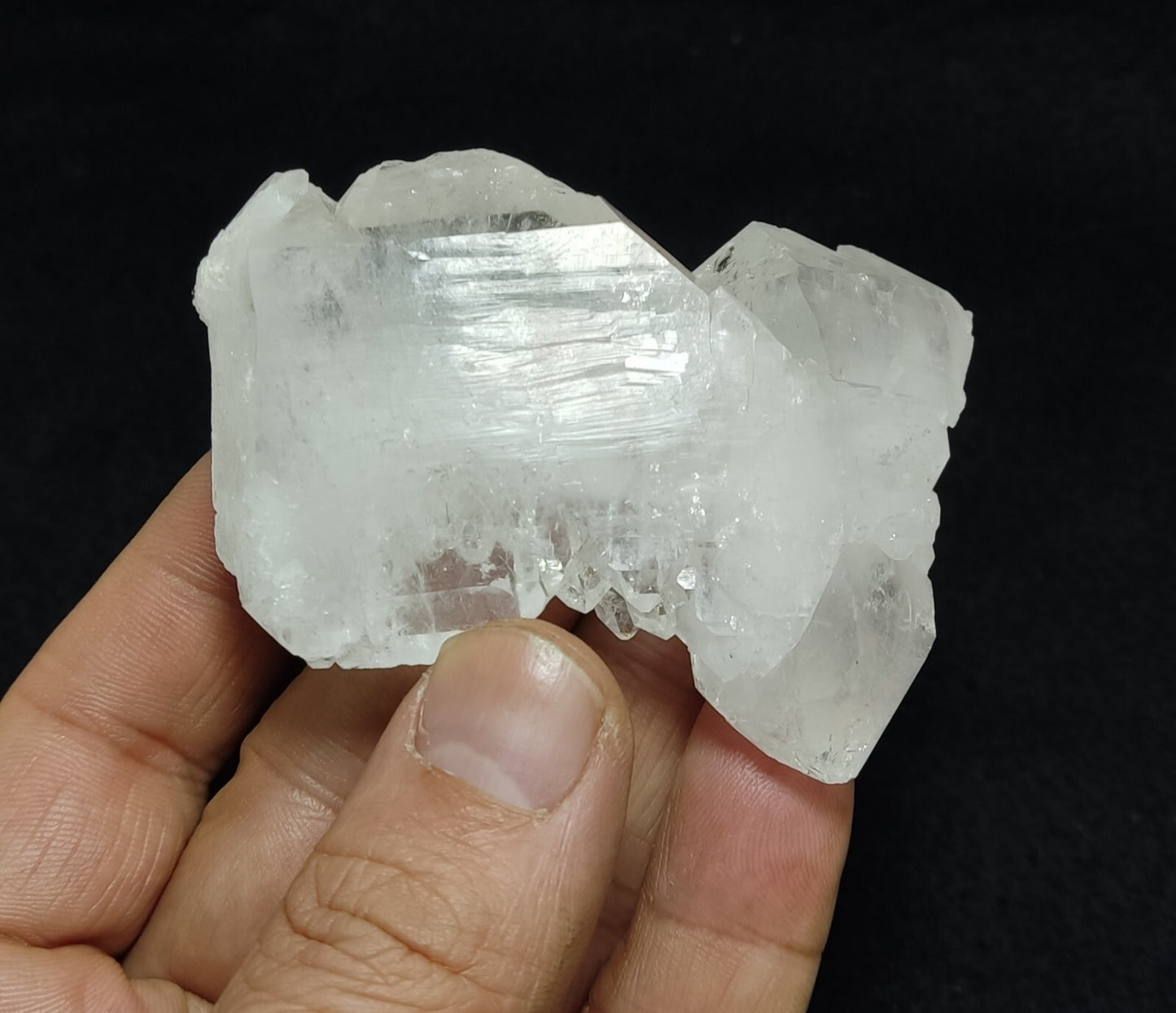An Aesthetic terminated specimen of faden Quartz cluster 109 grams