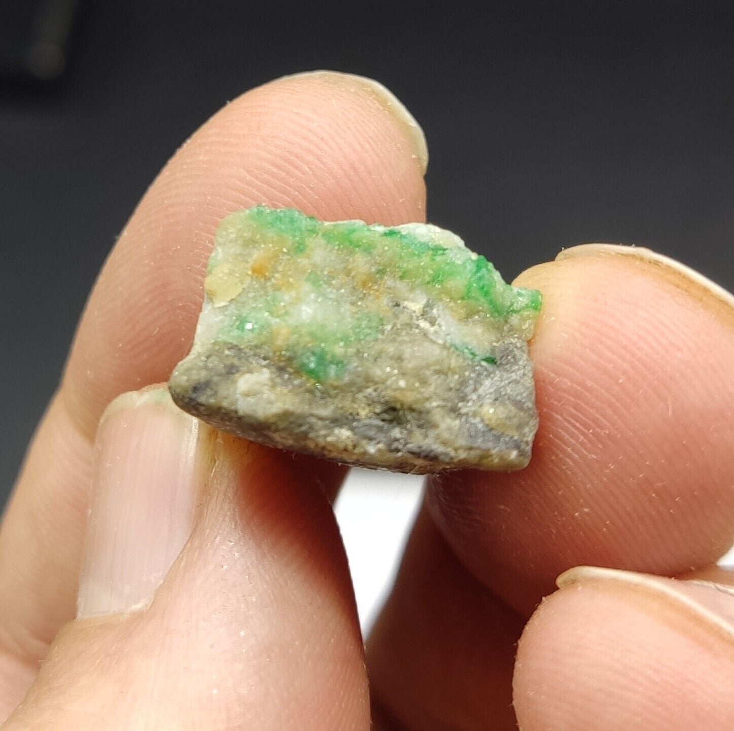 An Aesthetic miniature specimen of emerald in matrix 6.5 grams