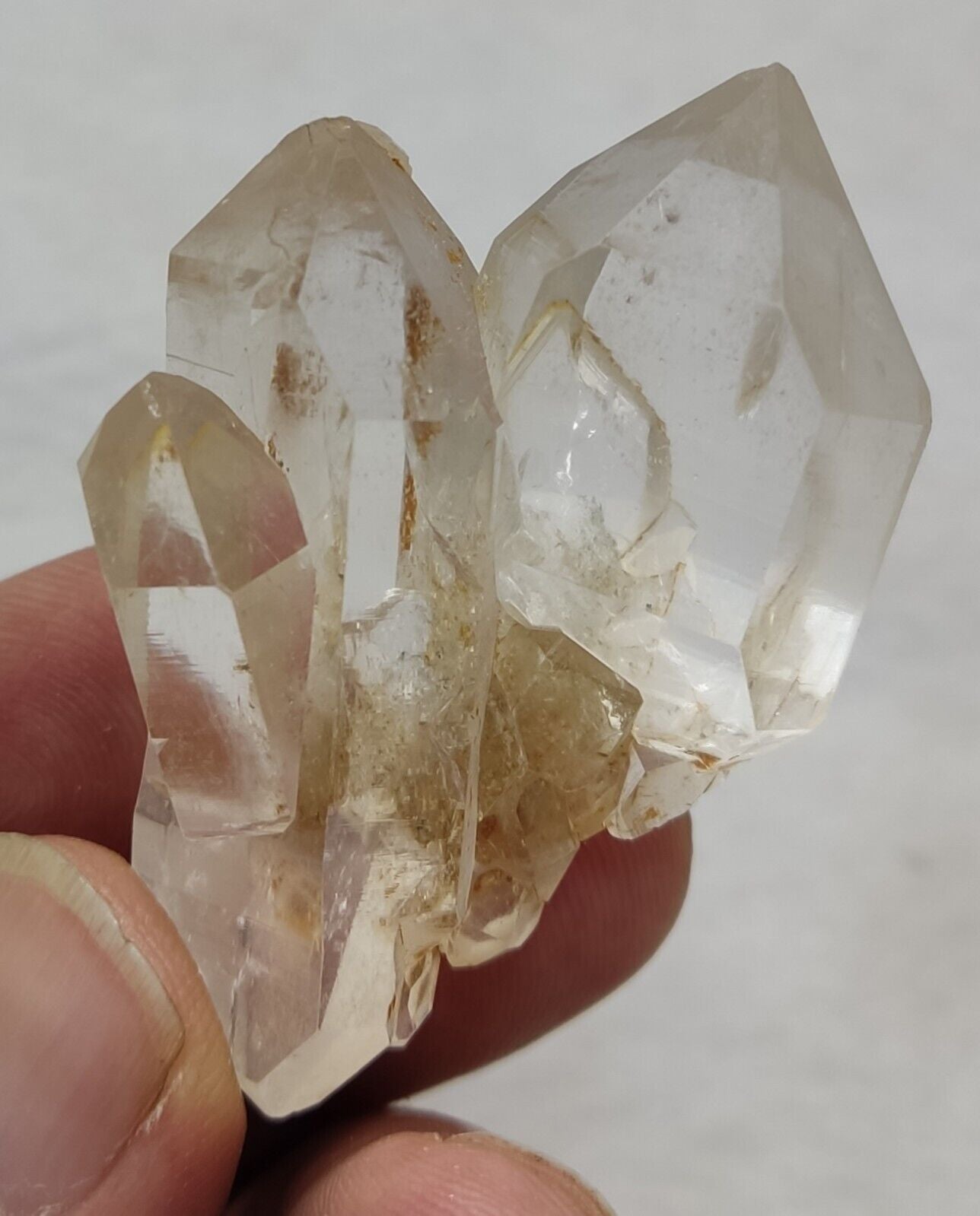 An Aesthetic Natural terminated quartz specimen 41 grams