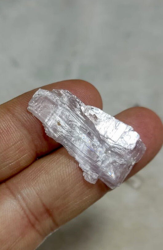 57 Grams Natural Spodumene/Kunzite Crystals.