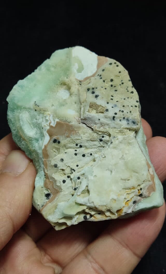 Natural Aragonite Specimen 154 Grams.