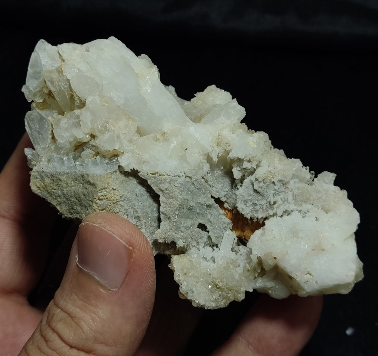 Very Aesthetic Quartz Crystal Cluster 207 grams