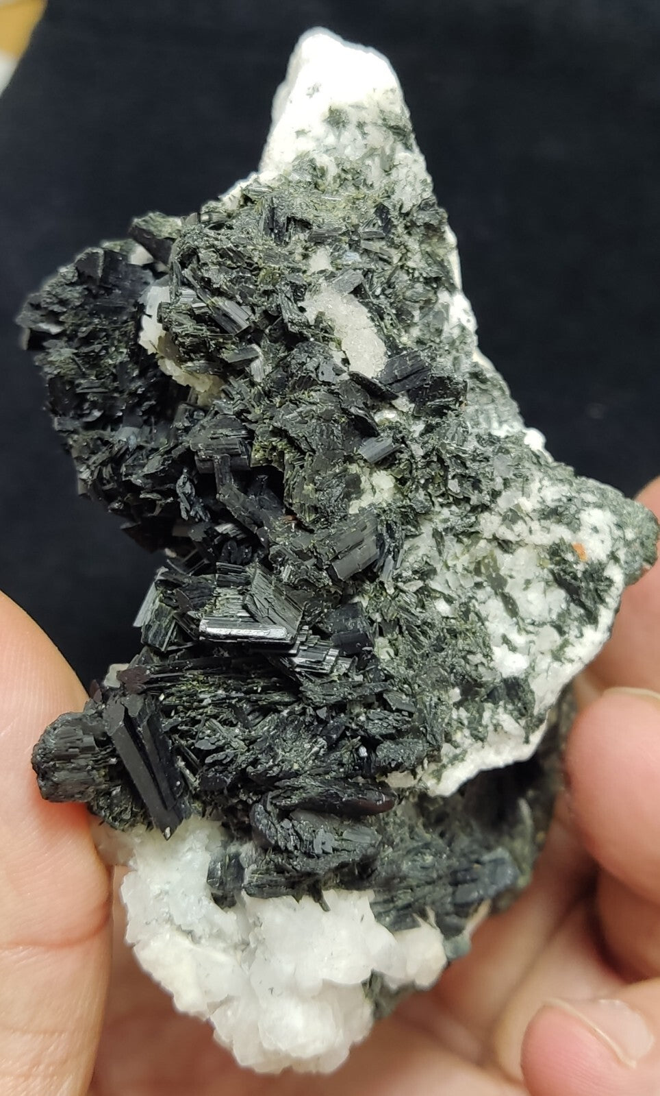 An aesthetic combo specimen of aegirine on albite 324 grams