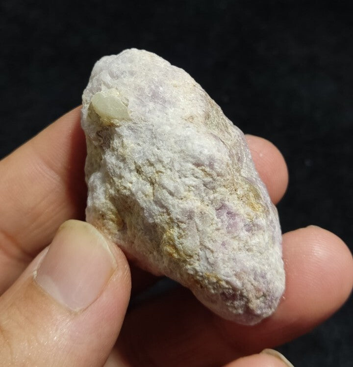 38 grams Tenebrescent Highly Fluorescent Hackmanite Specimen