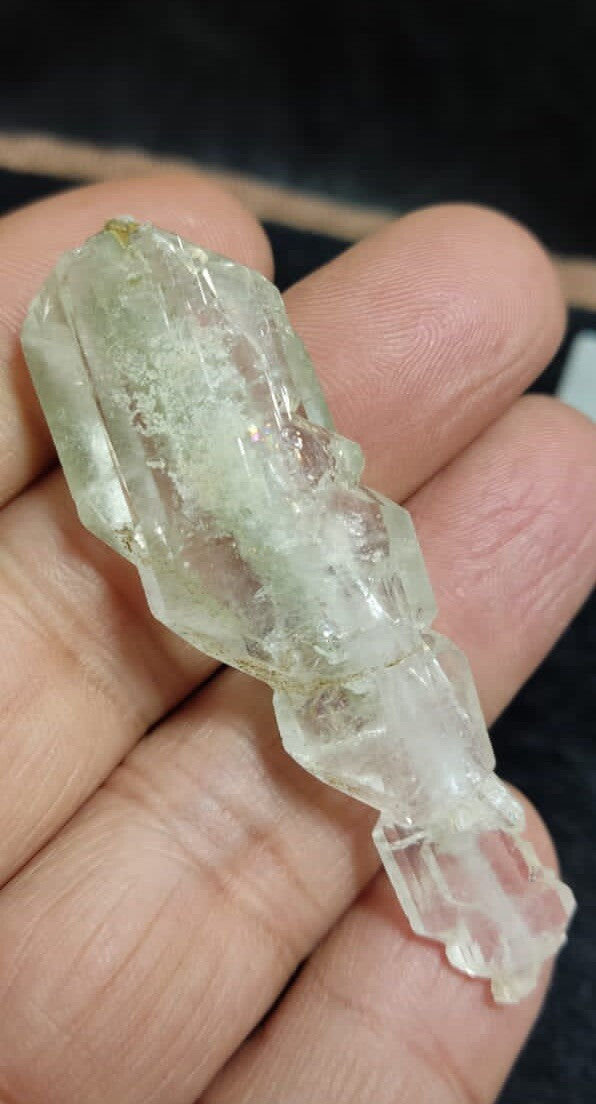 Fully Terminated Faden  Quartz with Chloride  Inclusions 12 Grams.