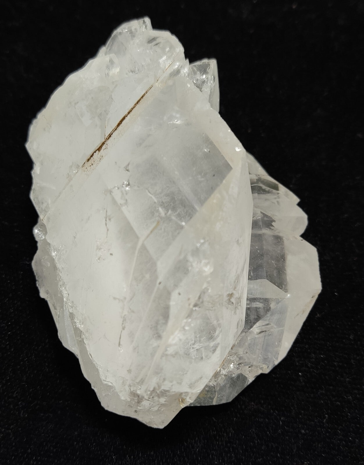 An Aesthetic terminated Quartz specimen 143 grams