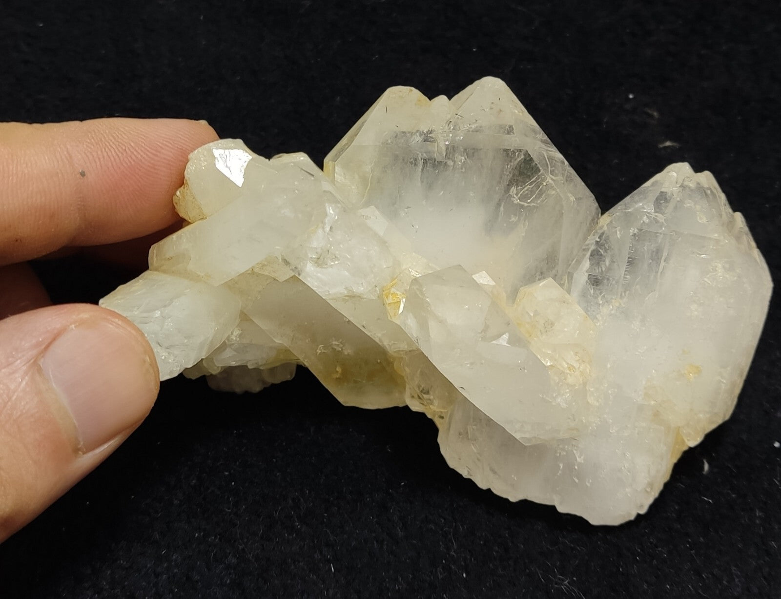 An Aesthetic terminated specimen of Quartz cluster 188 grams