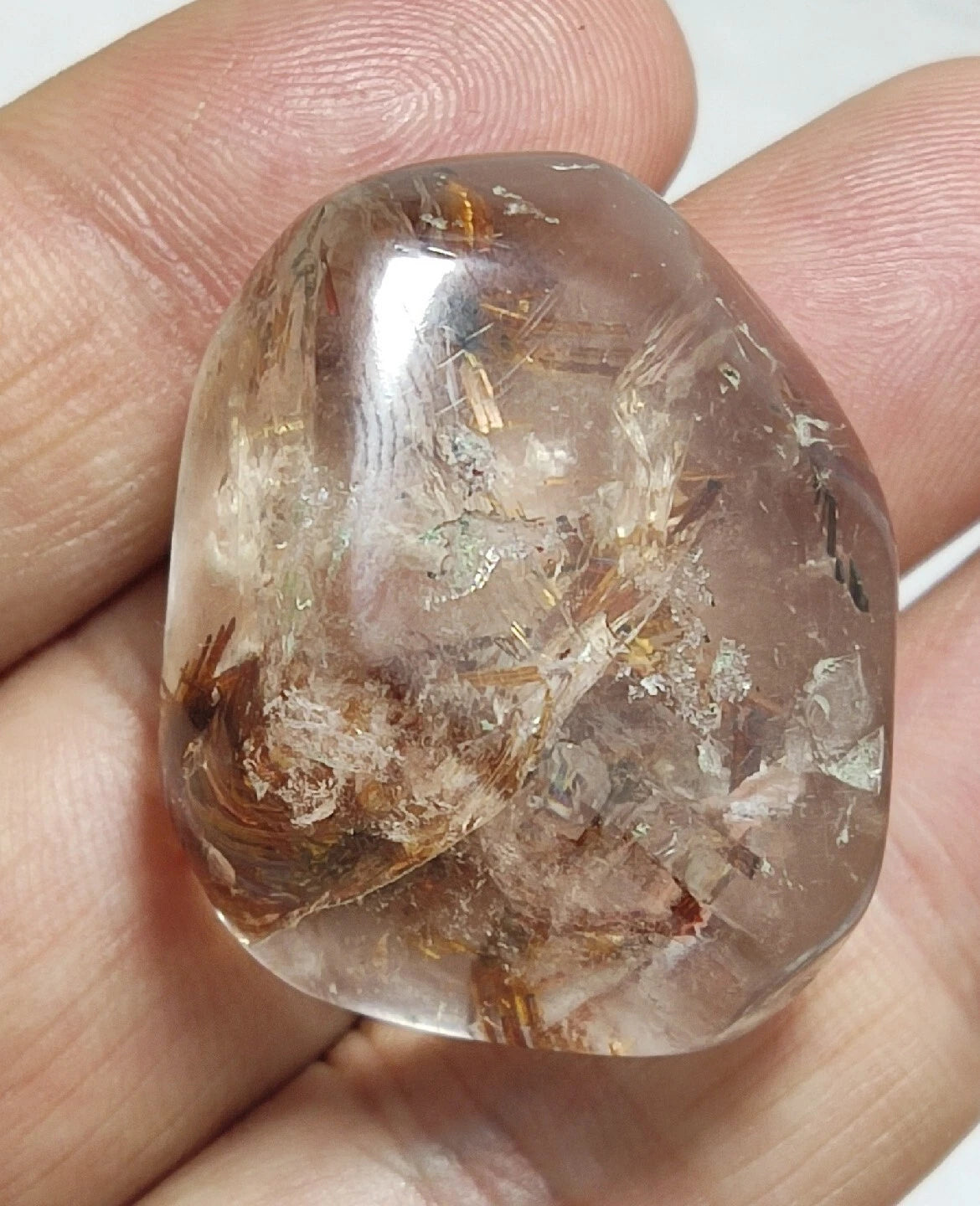 Rutiles quartz polished tumble 140 carats