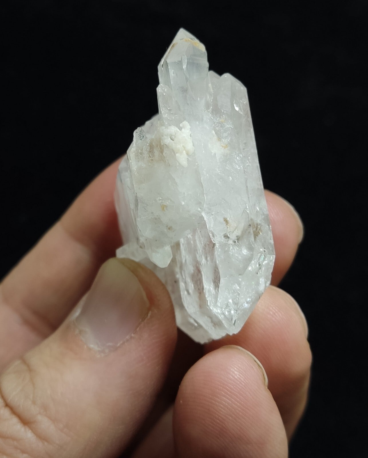 A very Aesthetic Natural beautifully terminated Faden Quartz crystal 38 grams
