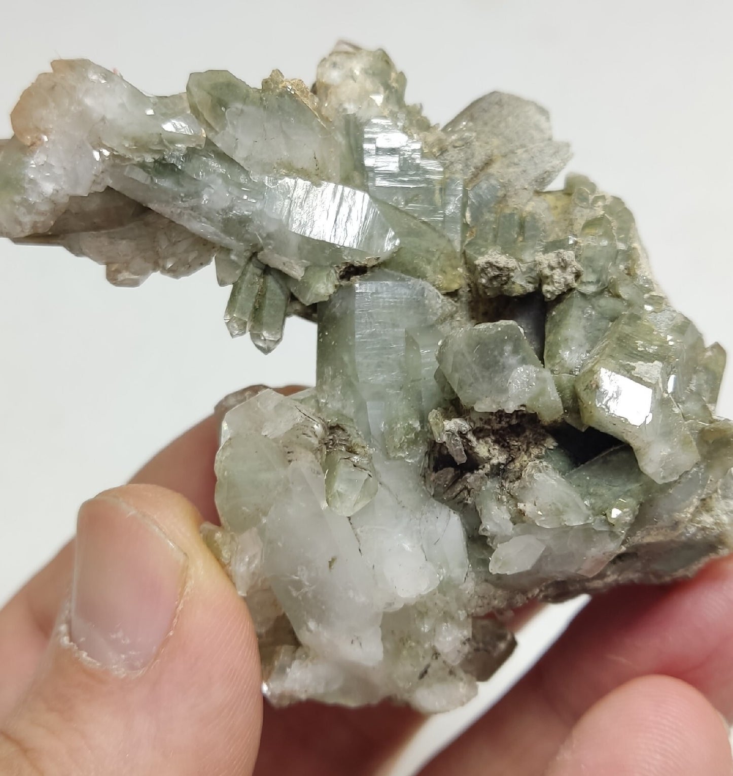 Chlorite Quartz cluster with iron inclusions 79 grams